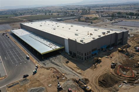 Amazon warehouse fulfillment center